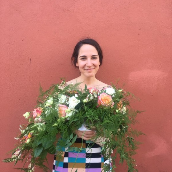 Meet your Posher, Maya - Picture 4 of 4